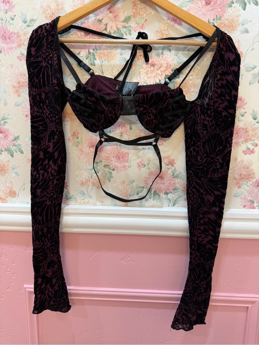 POL Velvet Burnout Strappy Cutout Bra Top in Plum Black